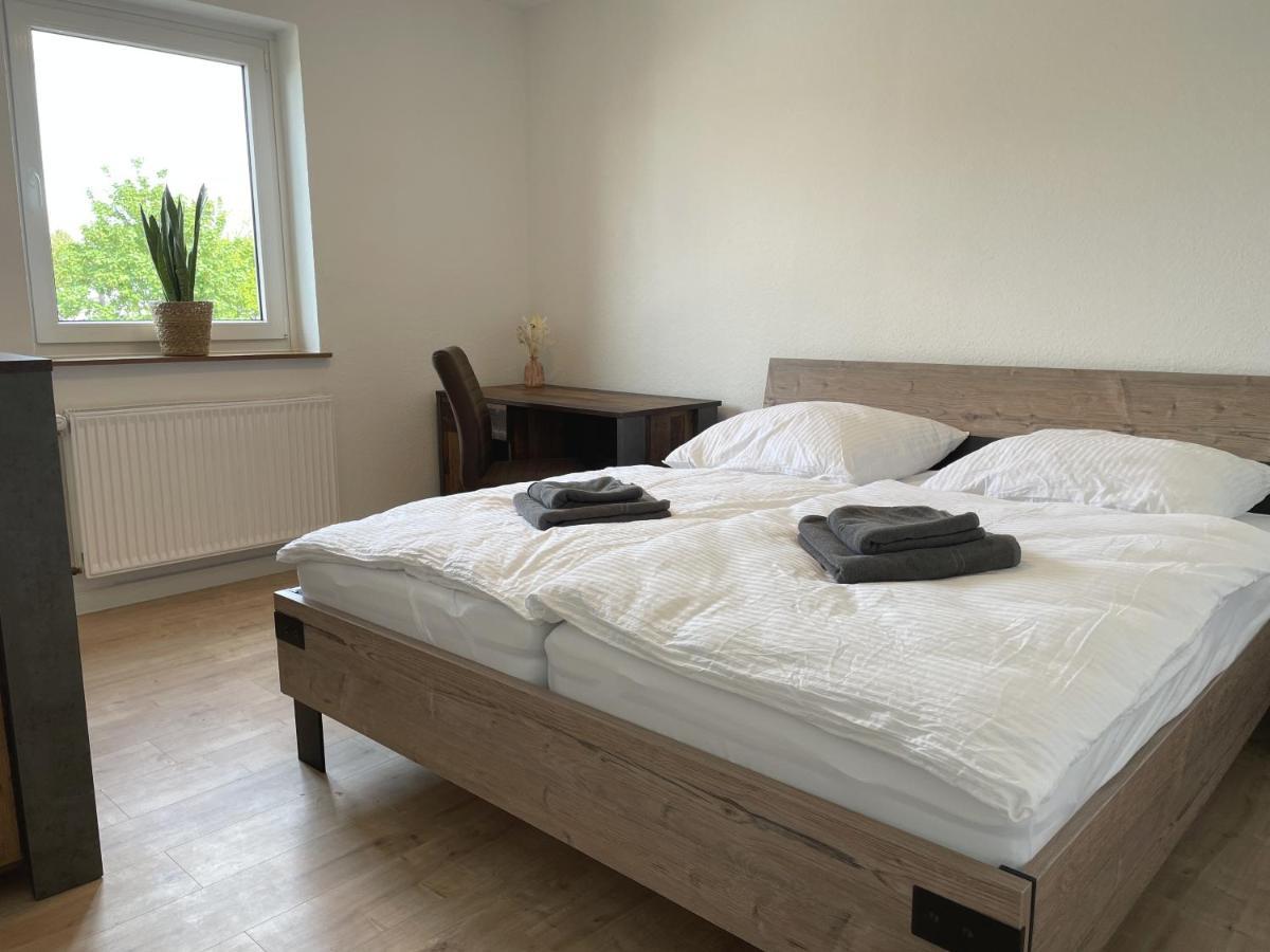 Flatlight - Perfect For 4 - Kitchen - Parking - Netflix Leilighet Hildesheim Eksteriør bilde