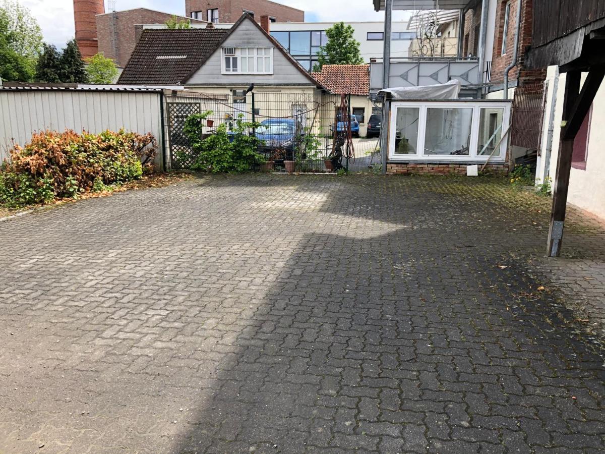 Flatlight - Perfect For 4 - Kitchen - Parking - Netflix Leilighet Hildesheim Eksteriør bilde